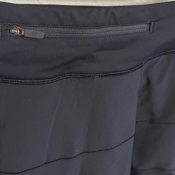 🔥Like New! Lululemon Athletica black skort. Size 4. - Picture 2 of 13